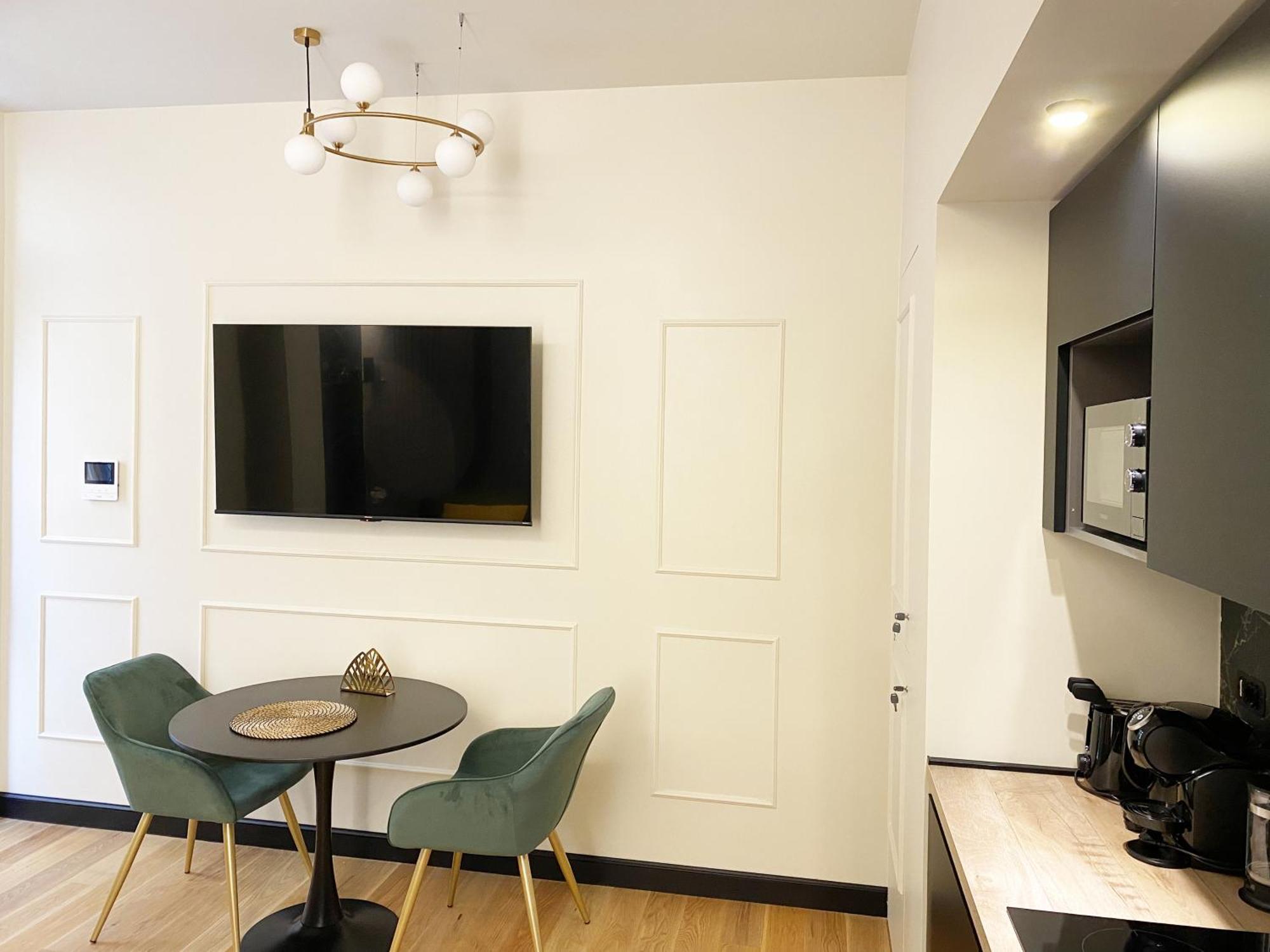 Iconic Studio San Giovanni - House With Private Parking โรม ภายนอก รูปภาพ